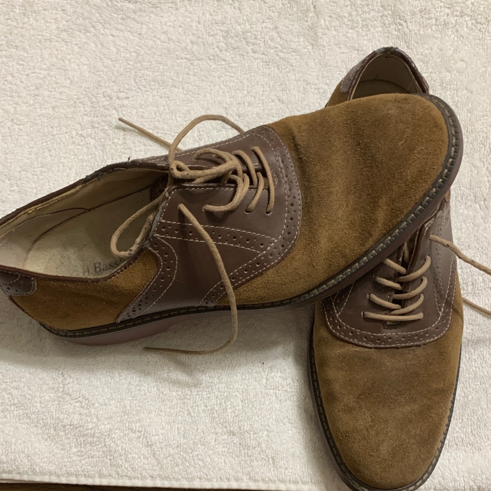 Elegant Brown Leather and Suede Derby Shoes